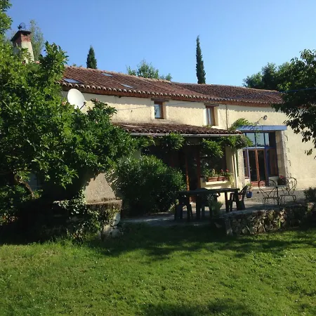 D'hotes Des Forets Bed & Breakfast Ecuras