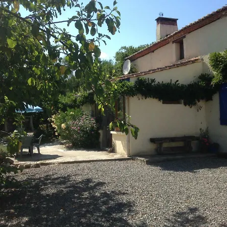 D'hotes Des Forets Bed & Breakfast *
